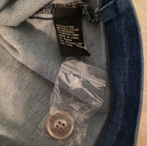DG2 by Diane Gilman New Classic Stretch Denim City Jacket Midtone Sz L NWT - Picture 10 of 11